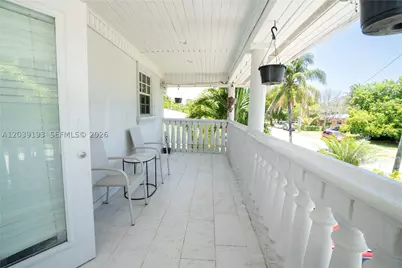 16990 NE 5th #2, North Miami Beach, FL 33162 - Photo 15