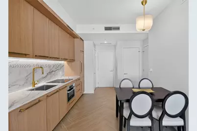 2700 NW 2nd #528, Miami, FL 33127 - Photo 15