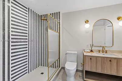 2700 NW 2nd #528, Miami, FL 33127 - Photo 7