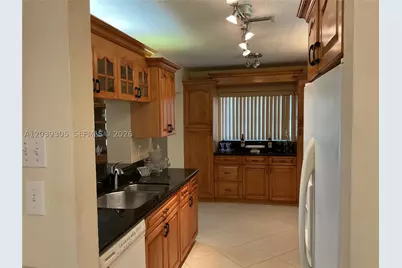 8604 NW 59th, Tamarac, FL 33321 - Photo 7