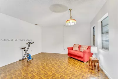 551 NW 99th, Pembroke Pines, FL 33024 - Photo 23