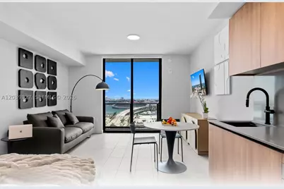 121 NE 5th #3200, Miami, FL 33132 - Photo 3