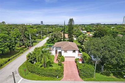2151 NW 121st, Plantation, FL 33323 - Photo 9