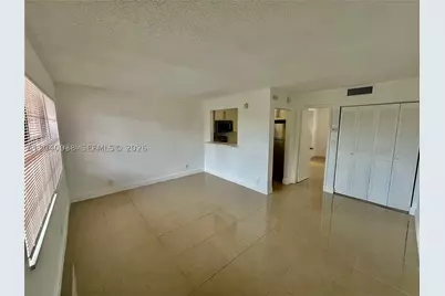 241 SE 9th #207, Pompano Beach, FL 33060 - Photo 7