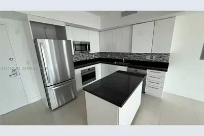92 SW 3 #3311, Miami, FL 33130 - Photo 3
