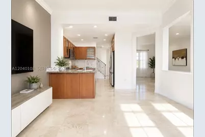 18410 NE 30th #18410, Aventura, FL 33160 - Photo 15