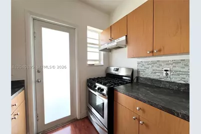 450 77th #6, Miami Beach, FL 33141 - Photo 7
