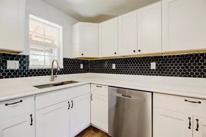 1450 NE 151st #101, Miami, FL 33162 - Photo 7