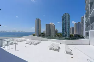 325 S Biscayne, Miami, FL 33131 - Photo 23