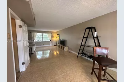 1100 SE 4th #32, Deerfield Beach, FL 33441 - Photo 7