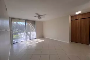 5661 Riverside, Coral Springs, FL 33067 - Photo 5