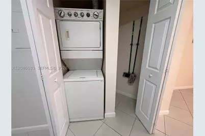 5661 Riverside #101B7, Coral Springs, FL 33067 - Photo 11
