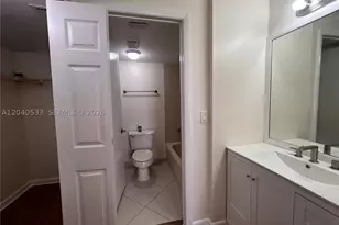 5661 Riverside, Coral Springs, FL 33067 - Photo 17