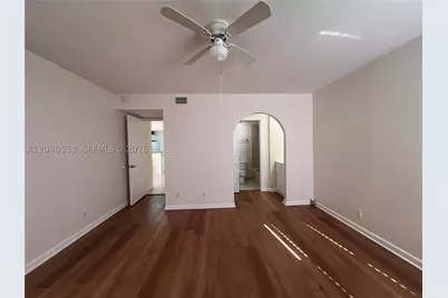 5661 Riverside #101B7, Coral Springs, FL 33067 - Photo 13