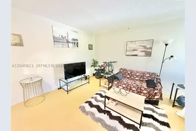 2145 Pierce #206, Hollywood, FL 33020 - Photo 13