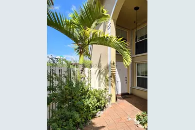 1125 Butternut, Hollywood, FL 33019 - Photo 17