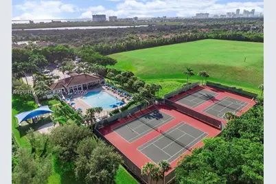 1125 Butternut, Hollywood, FL 33019 - Photo 29