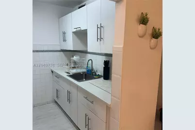 344 Meridian #2B, Miami Beach, FL 33139 - Photo 7