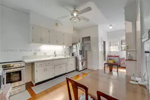 405 SW 11th, Miami, FL 33130 - Photo 25