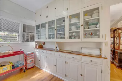 405 SW 11th, Miami, FL 33130 - Photo 23