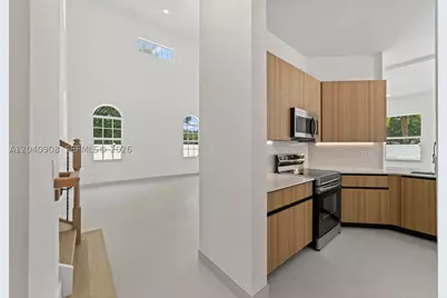 3040 SW 44th, Dania Beach, FL 33312 - Photo 9