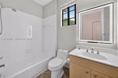 2767 Kinsington #8-4, Weston, FL 33332 - Photo 17