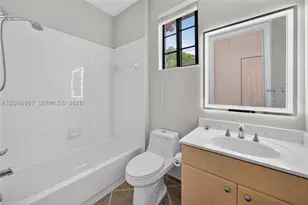 2767 Kinsington, Weston, FL 33332 - Photo 17
