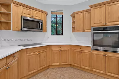 2767 Kinsington #8-4, Weston, FL 33332 - Photo 13