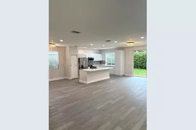 1528 Salerno #1528, Weston, FL 33327 - Photo 3