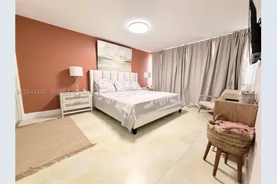 5225 Collins #914, Miami Beach, FL 33140 - Photo 33