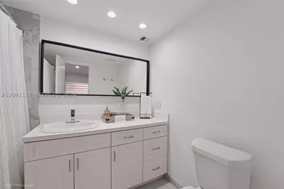 10137 SW 77th, Miami, FL 33156 - Photo 9