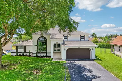 15010 E Falcons Lea, Davie, FL 33331 - Photo 1