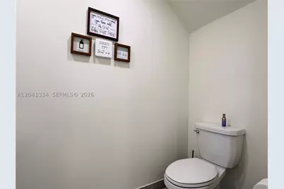 3482 W 114th, Hialeah, FL 33018 - Photo 11