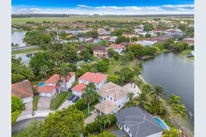 16335 SW 81, Miami, FL 33193 - Photo 9