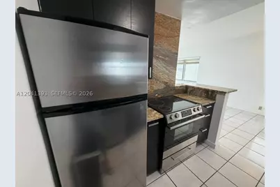 641 Espanola #3, Miami Beach, FL 33139 - Photo 3