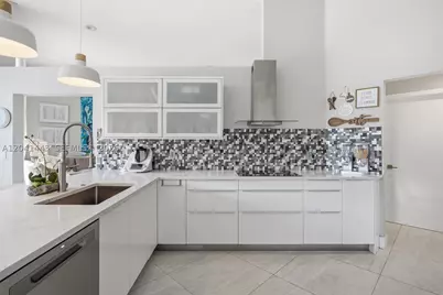 241 Fairmont, Weston, FL 33326 - Photo 21