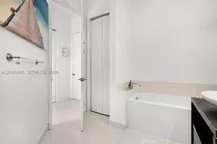 480 NE 30th, Miami, FL 33137 - Photo 17
