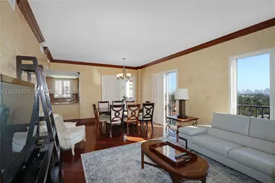 10 Aragon #1216, Coral Gables, FL 33134 - Photo 5