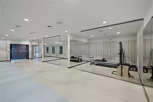 101 Diplomat, Hallandale Beach, FL 33009 - Photo 45