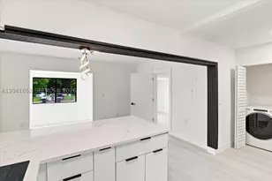 811 NW 65th, Miami, FL 33150 - Photo 9