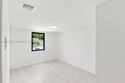 811 NW 65th, Miami, FL 33150 - Photo 17