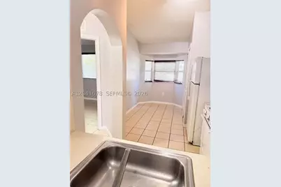 2930 SE 12th #205-31, Homestead, FL 33035 - Photo 5