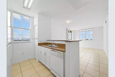 215 SW 42nd #810, Miami, FL 33134 - Photo 11