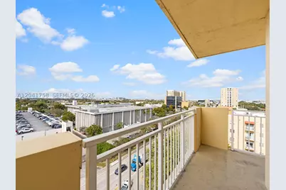 215 SW 42nd #810, Miami, FL 33134 - Photo 17