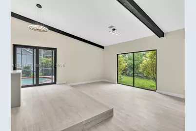 8813 Paradise #8813, Tamarac, FL 33321 - Photo 9