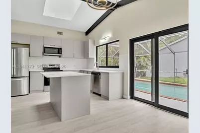 8813 Paradise #8813, Tamarac, FL 33321 - Photo 11