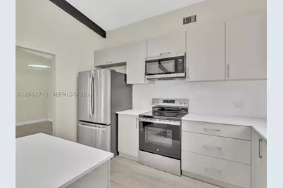 8813 Paradise #8813, Tamarac, FL 33321 - Photo 13