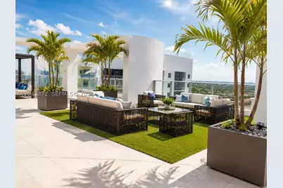 1010 SW 2nd #1504, Miami, FL 33130 - Photo 13