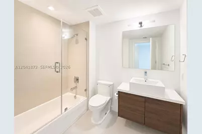 1010 SW 2nd #1504, Miami, FL 33130 - Photo 9