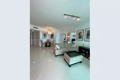 350 S Miami #3813, Miami, FL 33130 - Photo 11